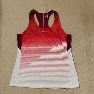 Saucony tank